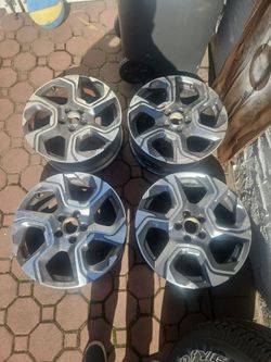 2019 Honda Crv 19" aluminum wheels