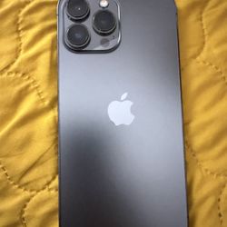 Iphone 13 pro max (Zero scratches)