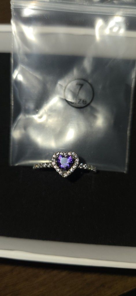 Size 7 New Sterling Silver Purple Heart Ring