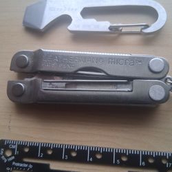 Survival Gear W/plasma Weatherproof Lighter