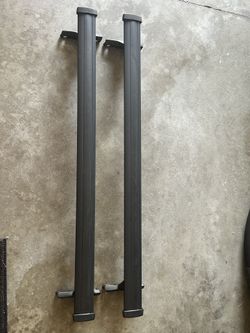 ‘18-24 Chevy Equinox OEM Roof Cross Bars