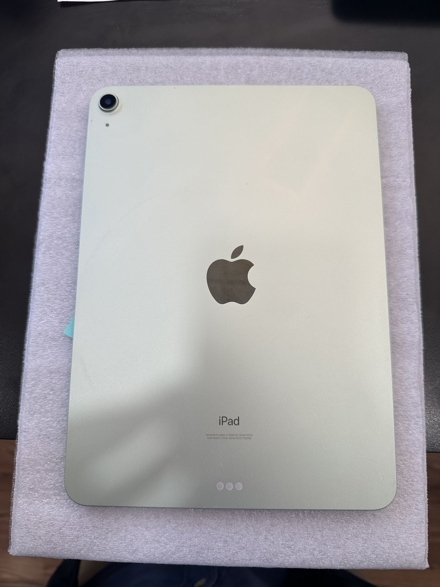 Apple iPad Air 4 WIFI Green 64GB HOLIDAY SALE
