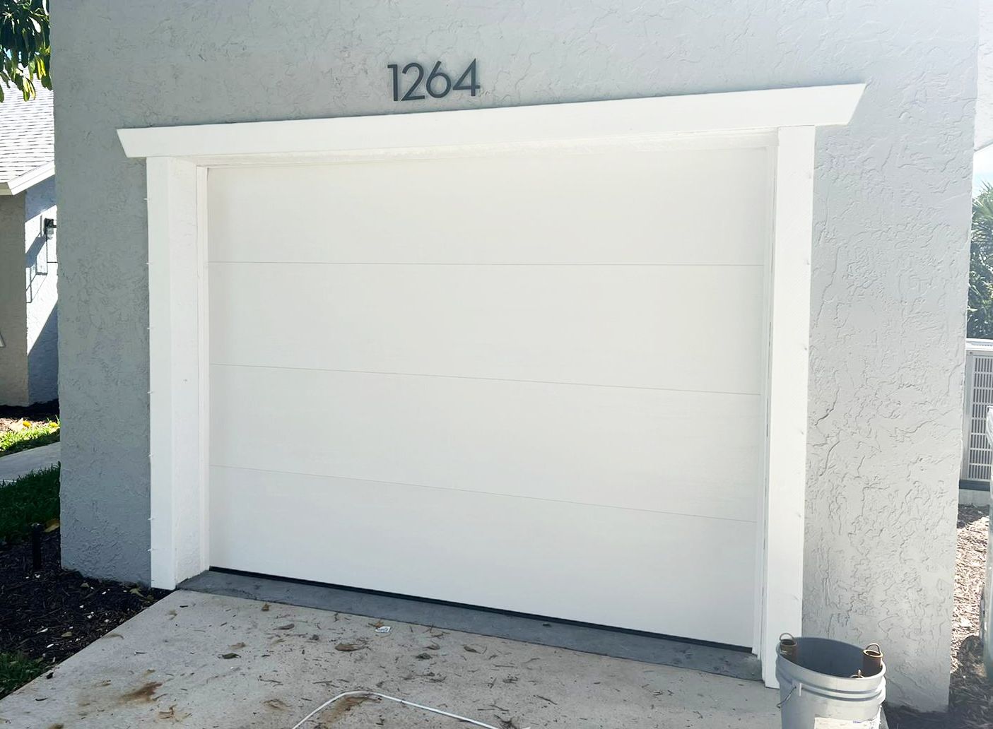 Smooth 8X7 Garage Door - Free Install - Brand New! Hurricane Ready Modern Design