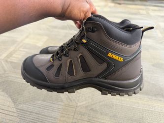 Dewalt boots steel toe…… 13 men