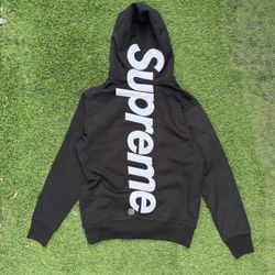 Supreme Hoodie 