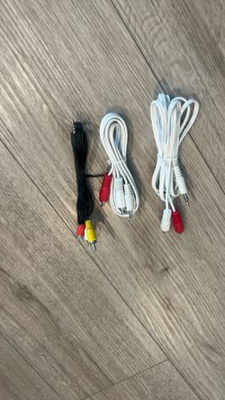 🎵 Audio & Video Adapter Cable Lot – 3 PCS