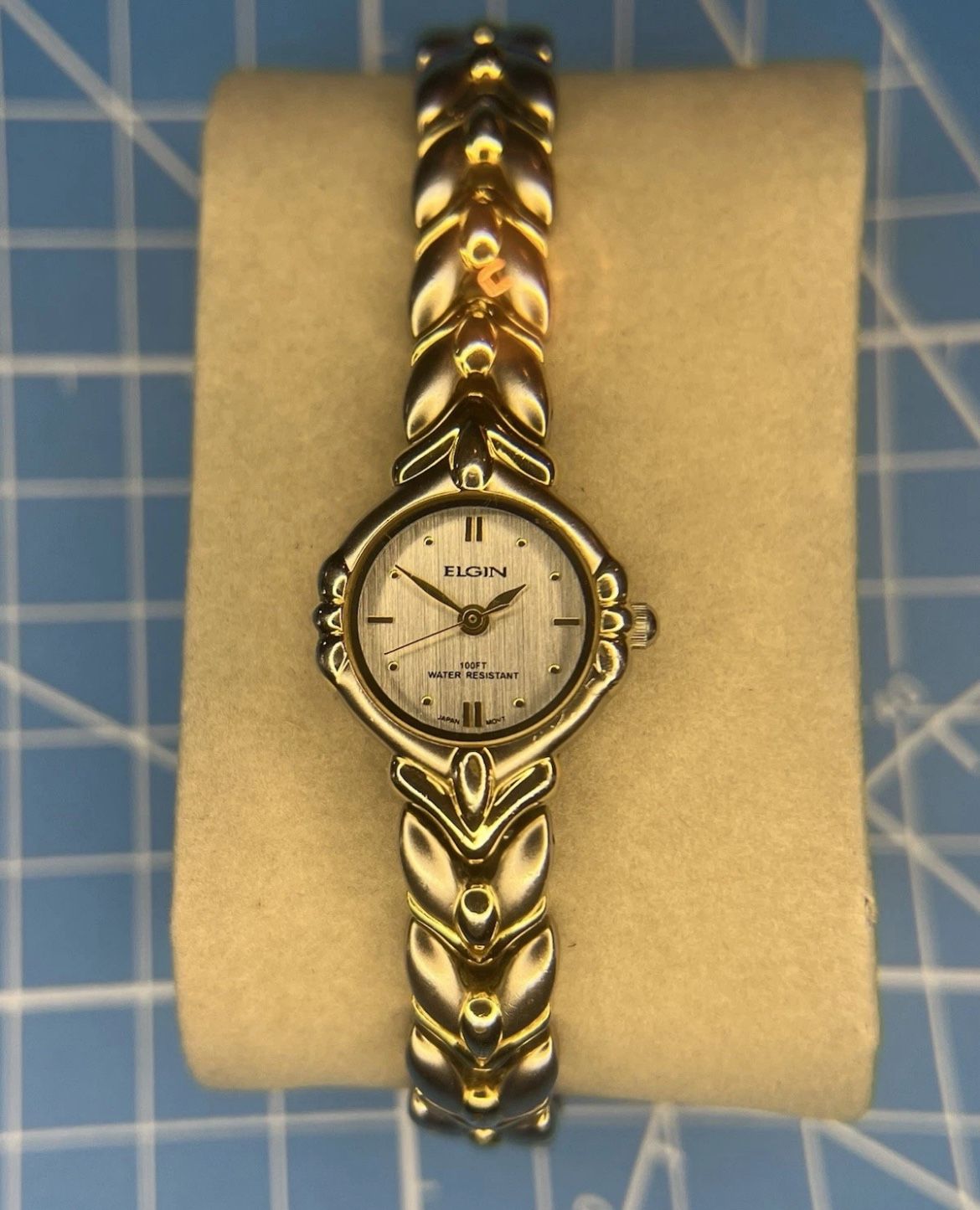Elgin ELA269 Women's Round Analog Silver Tone Gold Plated Bangle Style Watch