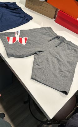 Men’s Under Armour Shorts Size L
