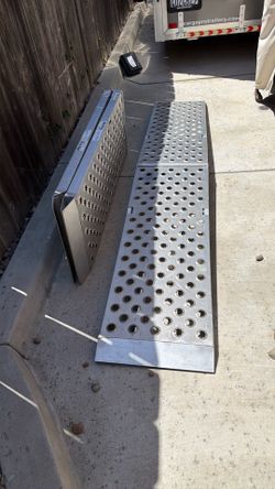 Big Boy EZ Rizer 9 ft ramps - 1,500 pounds each