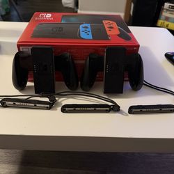 Nintendo Switch Bundle — Excellent Condition — Games, Case, Box Included
