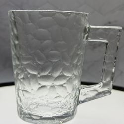 Set of (2) Nice Arcoroc Luminarc Vercors clear pebbled glass mugs, specifically featuring a cobblestone texture and a square handle. These collectible