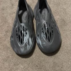 Yeezy Foam Runner Men’s 12 