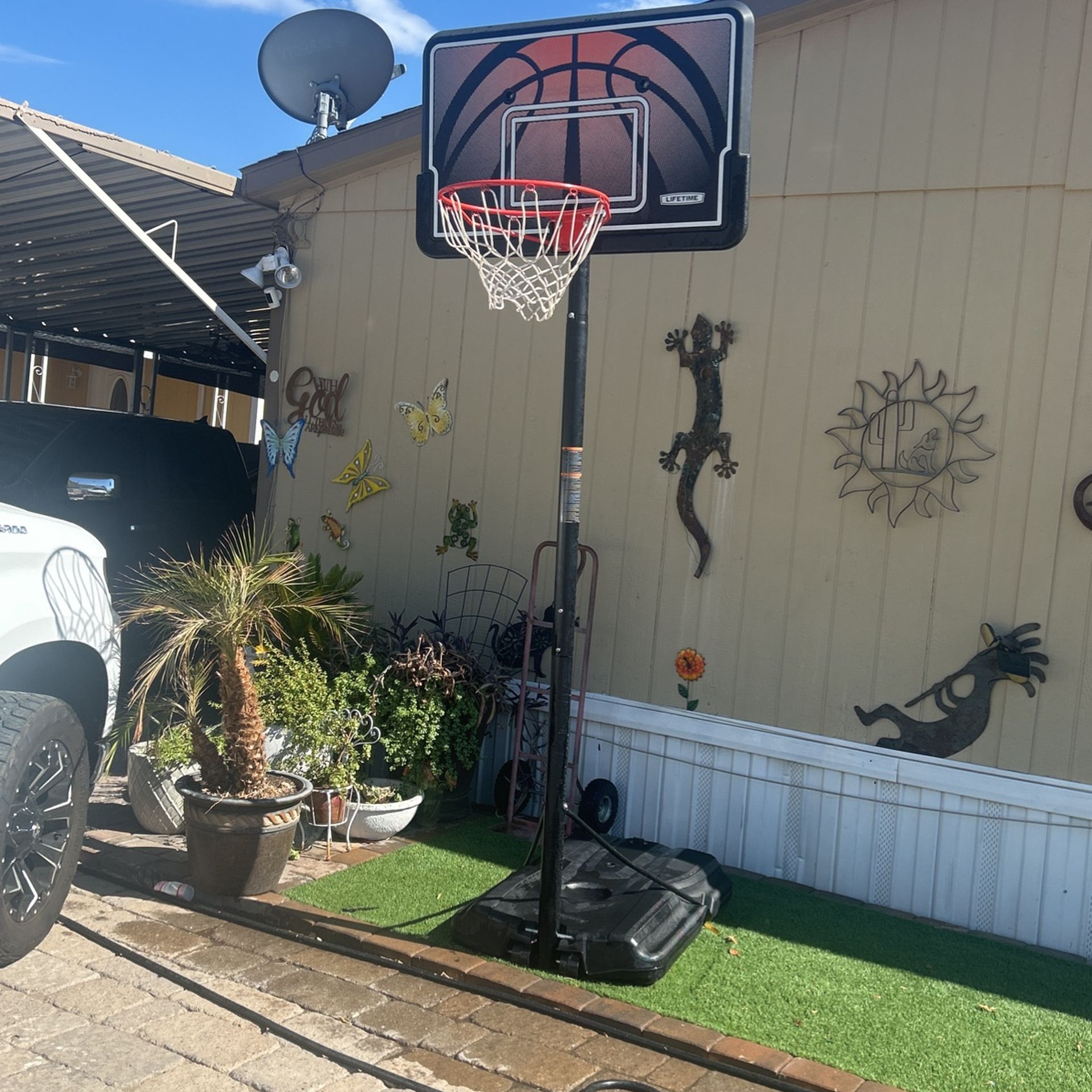 Basketball Hoop