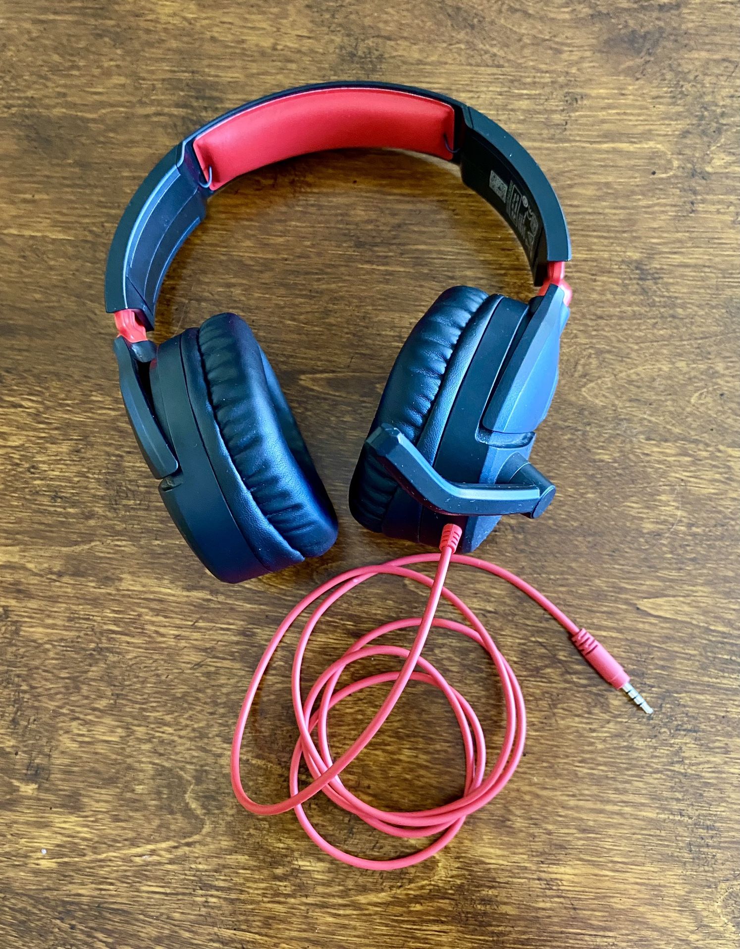 Turtle Beach - Recon 70 Wired Gaming Headset for Nintendo Switch, Xbox One, Xbox Series X|S, PS4, & PS5 - Black/Red