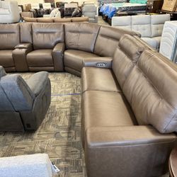 Atlas 3 Piece Reclining Sectional