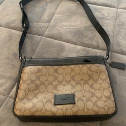COACH BAG- AUTHENTIC