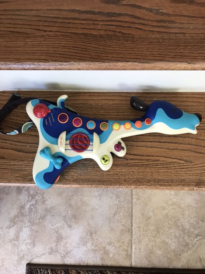 Guitar - $15 - like new