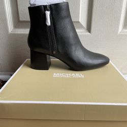 Michael Kors Boots 9.5