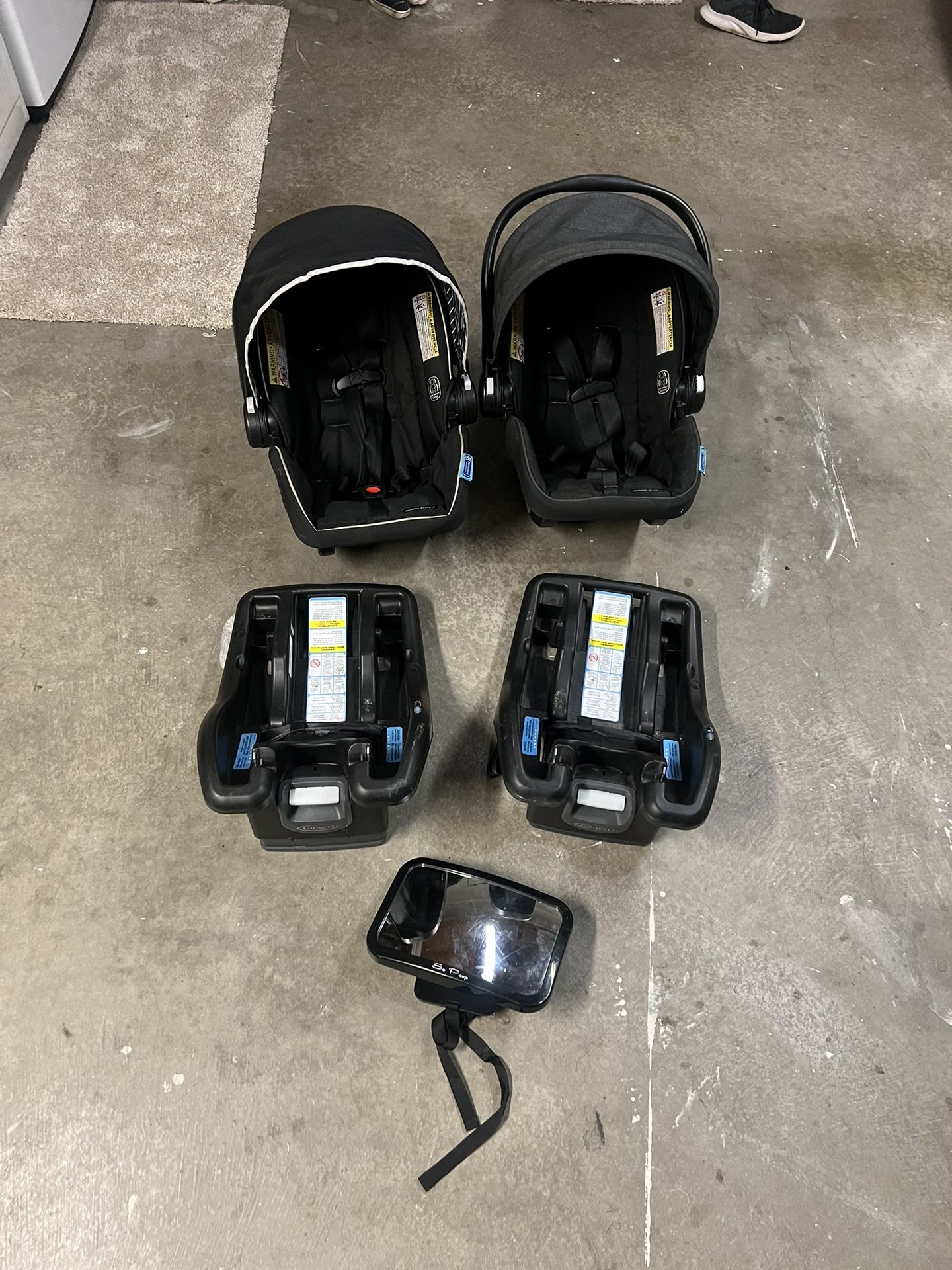 Two Graco Infant Car Seats With Base