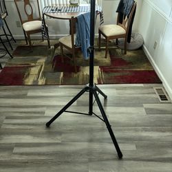Tripod