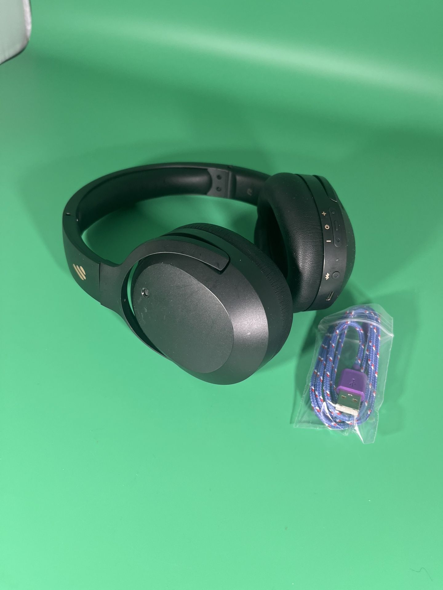 EDIFIER W820NB wireless noise canceling headphones-Black