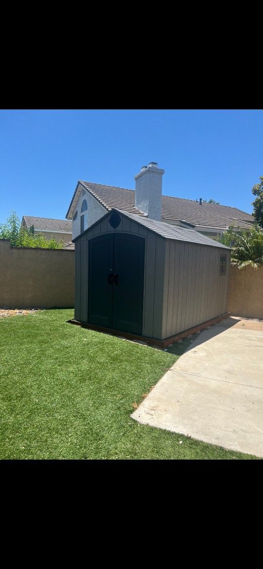 shed new ,installed, never used 12'x8'