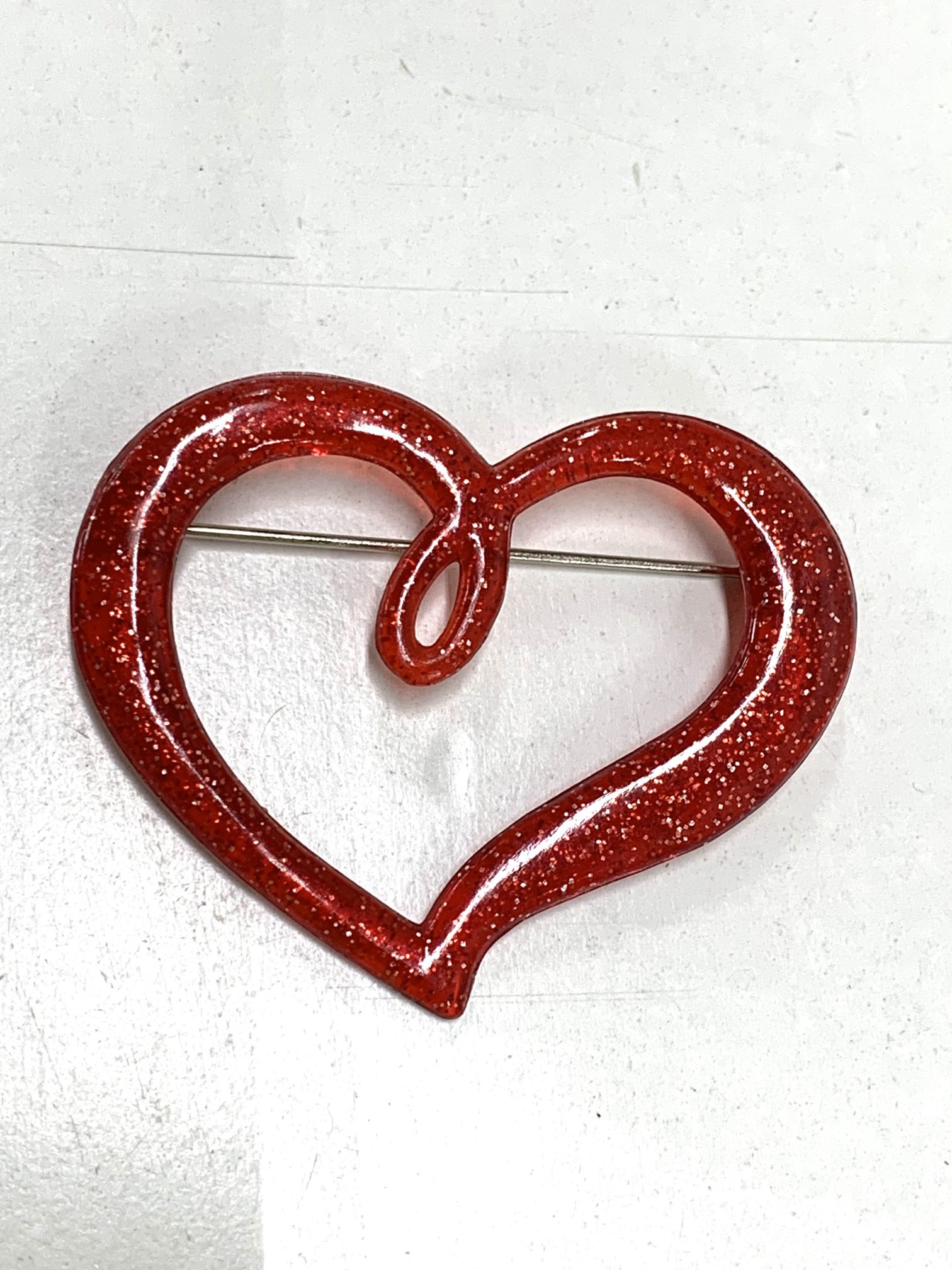 Valentines Day Gibson Greetings Glitter Heart Brooch Pin Red Heart Pin 1(contact info removed)