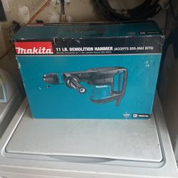 New Makita Hammer 