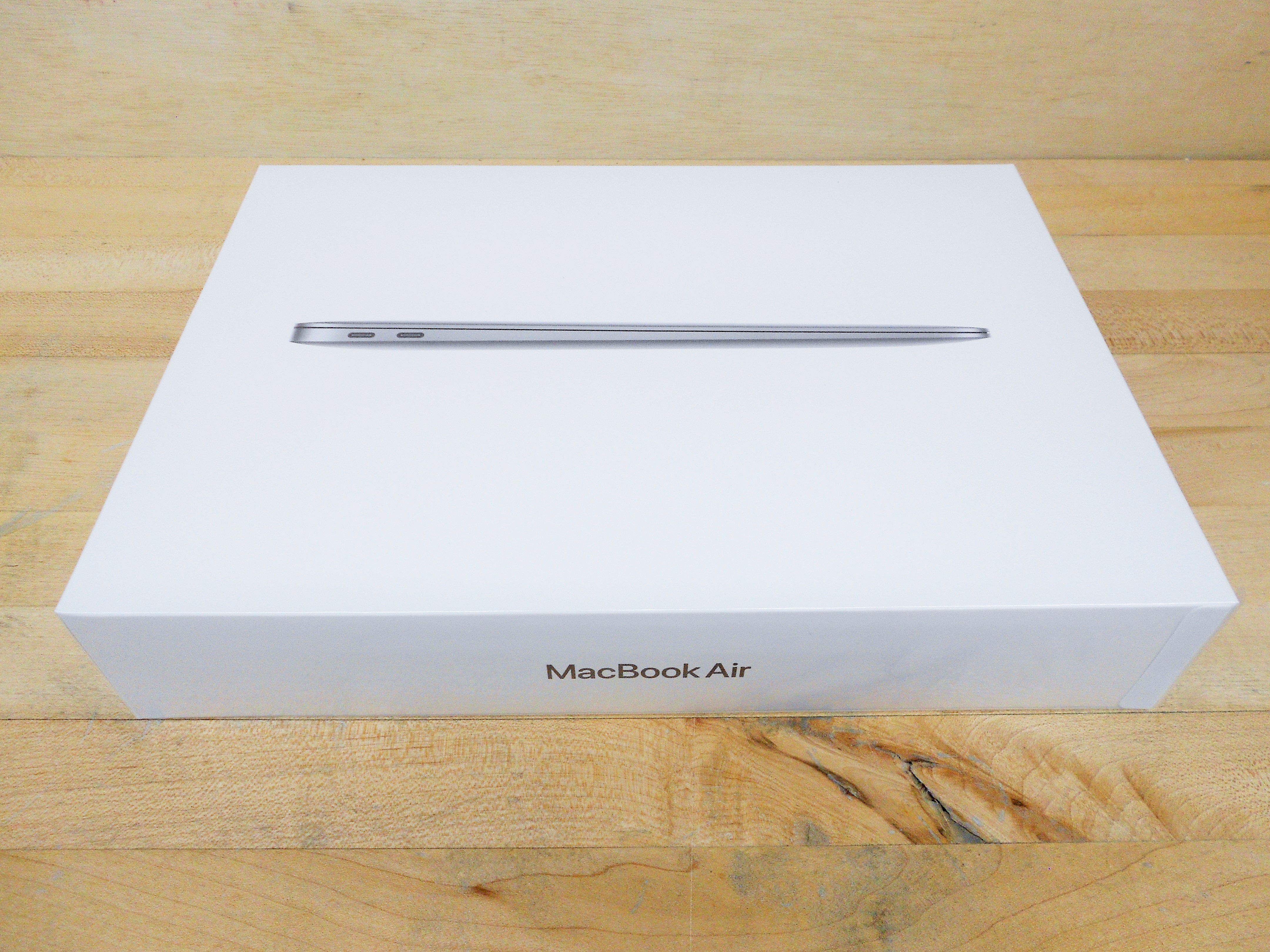 MacBook Air 2020 NEW, sealed box