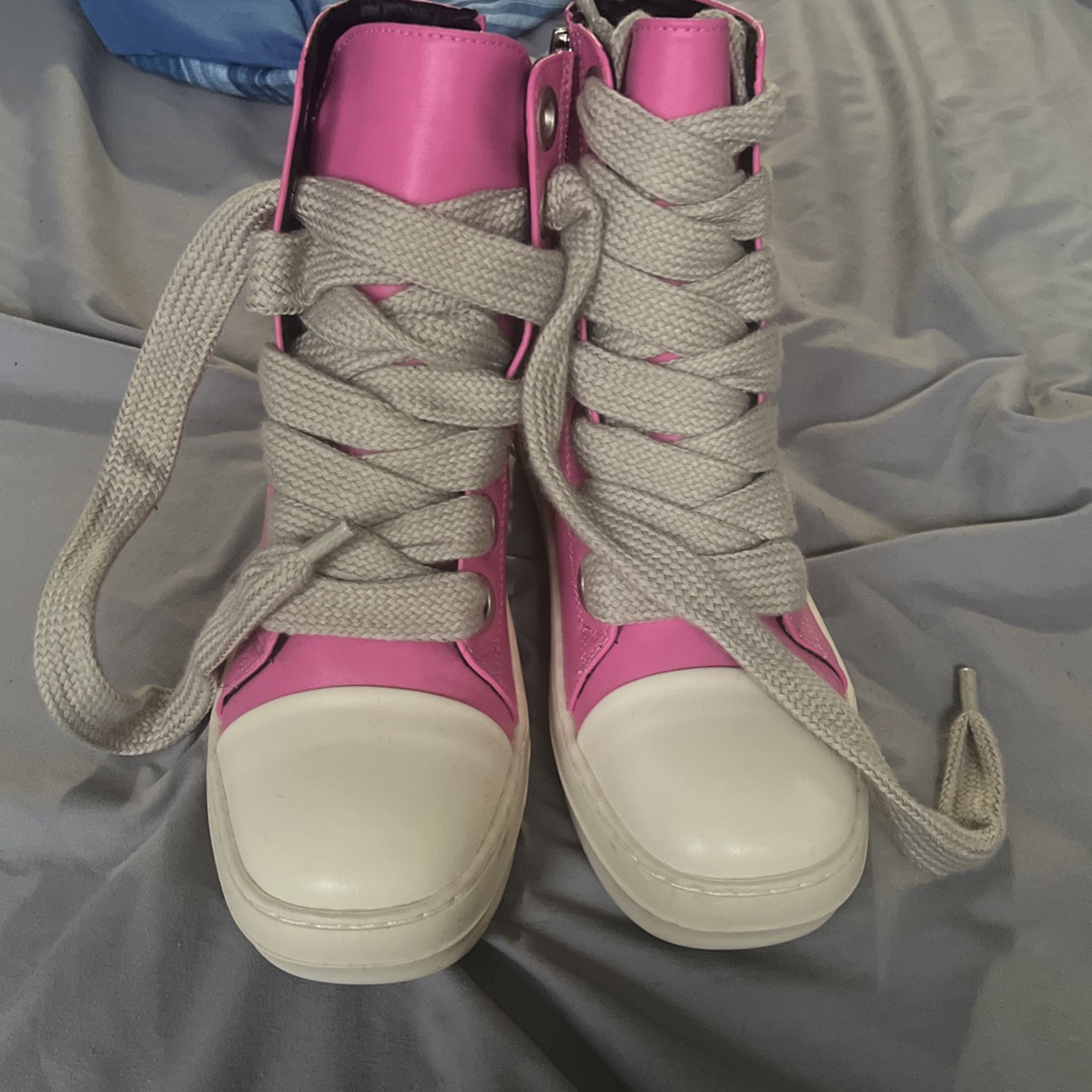 Fashion Pink Shoes 