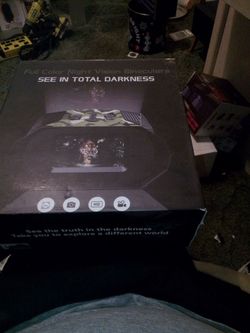 Full color night vision binoculars seeing total darkness