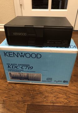 FS: Kenwood 10-disc CD Car Auto Changer (KDC-C719)