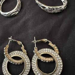 23 Necklace Bracelet Earrings 