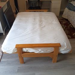 Pure solid wooden Futon with mattress