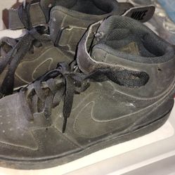 5.5Y Nike