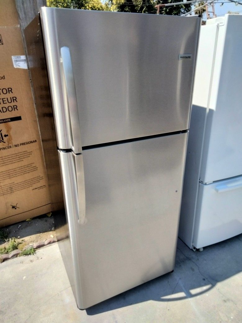 Frigidaire Refrigerator Like New 3month Warranty Free Local Delivery