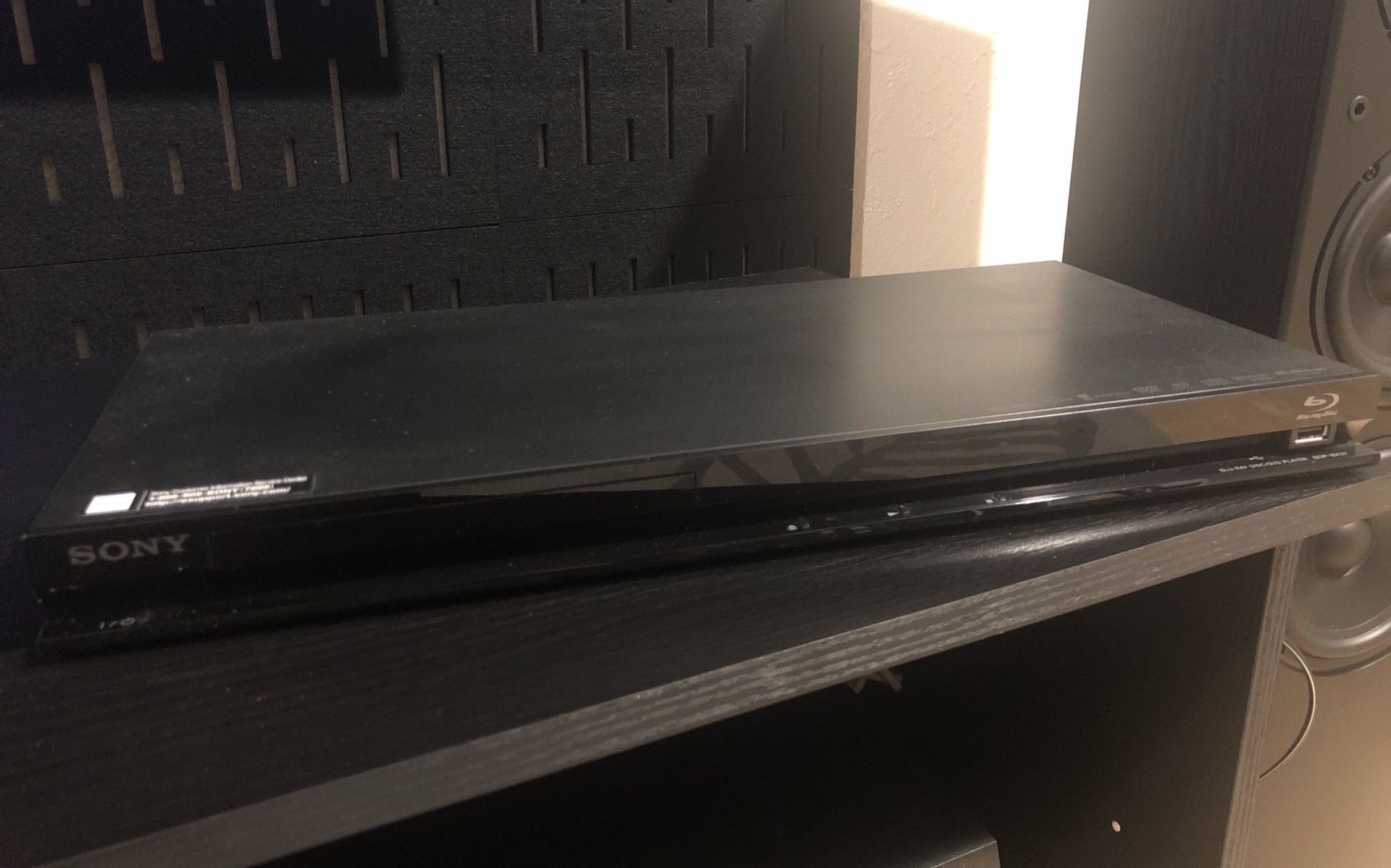 Sony Blu-Ray Disc DVD Player BDP-BX37Black