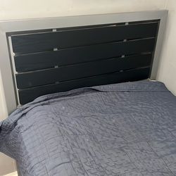2 Twin beds