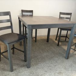 Table For 75  Pick Up Only Need Gone ASAP!!!!