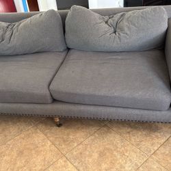 Sofa Free