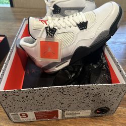 Nike Jordan 4 White Cement Size 9