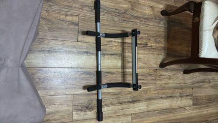Doorway Pull-Up Bar
