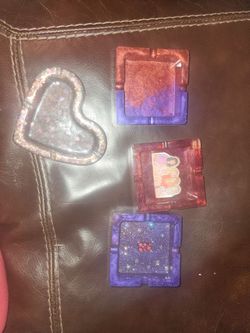 Ash trays