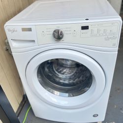 Whirlpool Duet Front Load Washer – Works Great! 