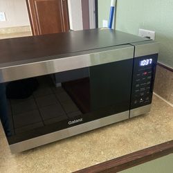 Galanz Medium Microwave.