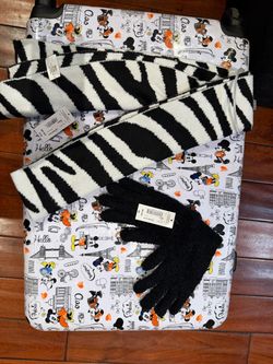 Scarf and Gloves