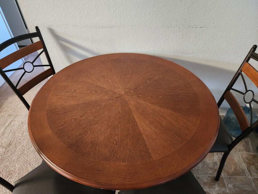 Dining Table With 4 Chairs