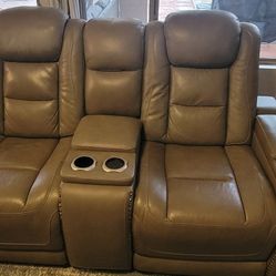 Power Recliner Couch And Love Seat Set