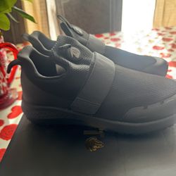  Se Vende Zapatos Size 9  Nuevos 