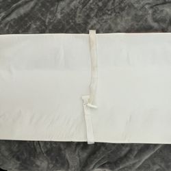 Free Munchkin, Secure Grip Waterproof Diaper Changing Pad